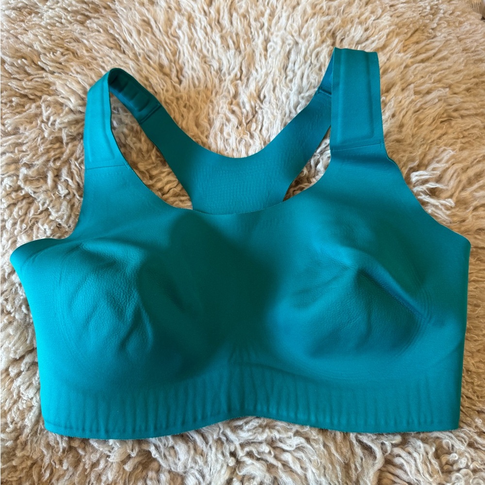 Lululemon Go Further Bra